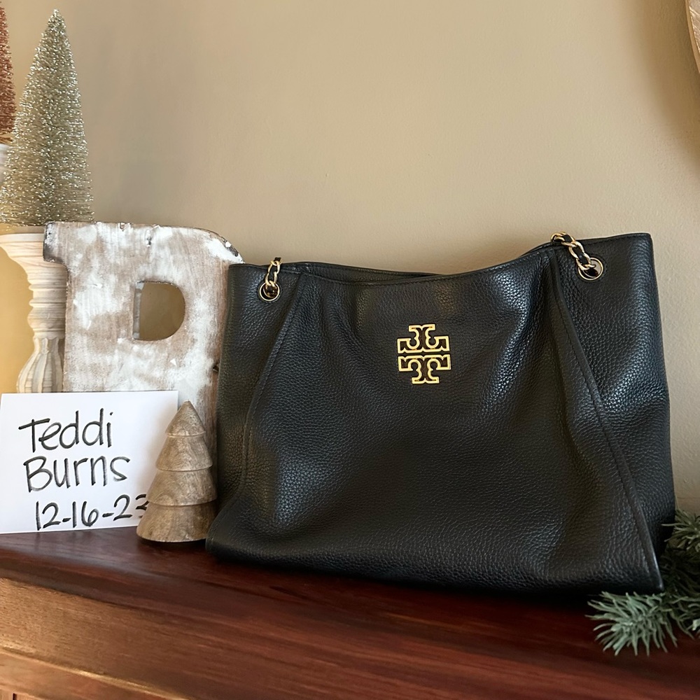 Tory Burch Britten Slouchy Shoulder Bag